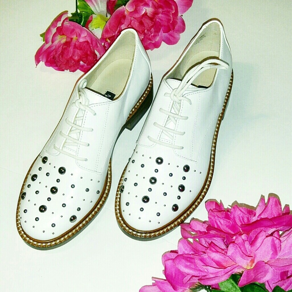 💎NIB Nine West White Leather Studded Oxfords - Picture 6 of 6